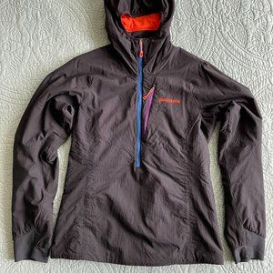 Patagonia Nano-Air Light Insulated Hoodie, women's size M